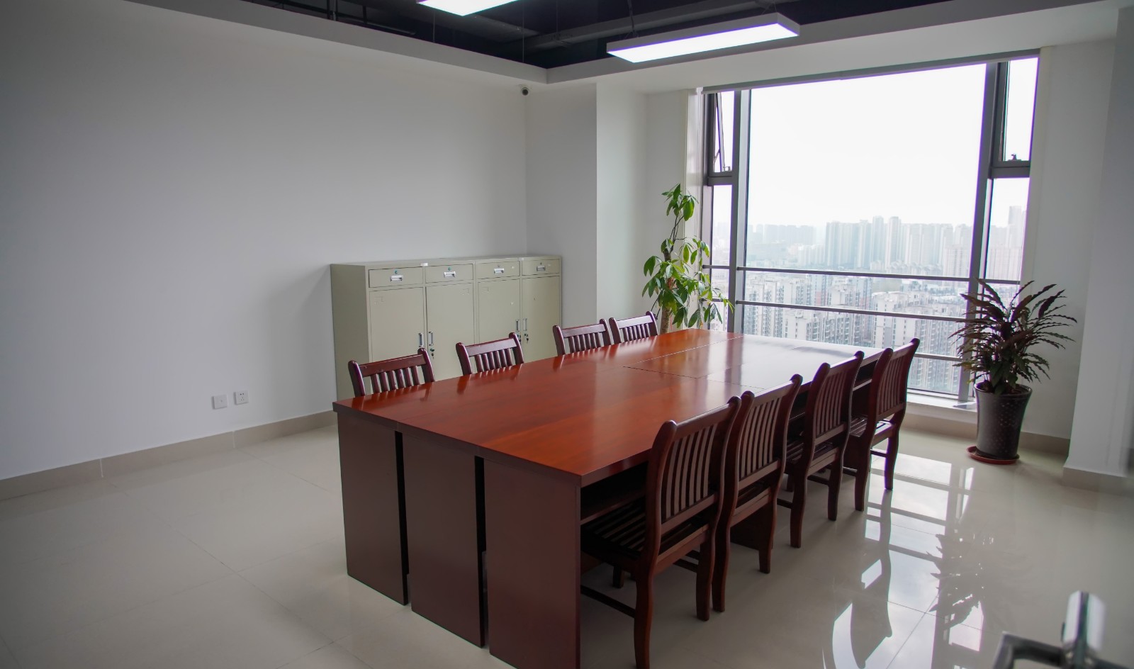 6374151083306182817392859